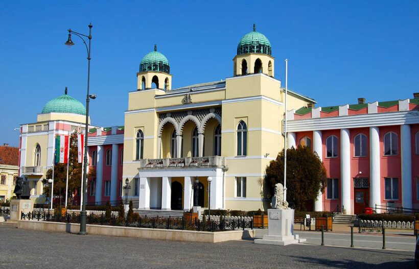 Mohács, ayuntamiento